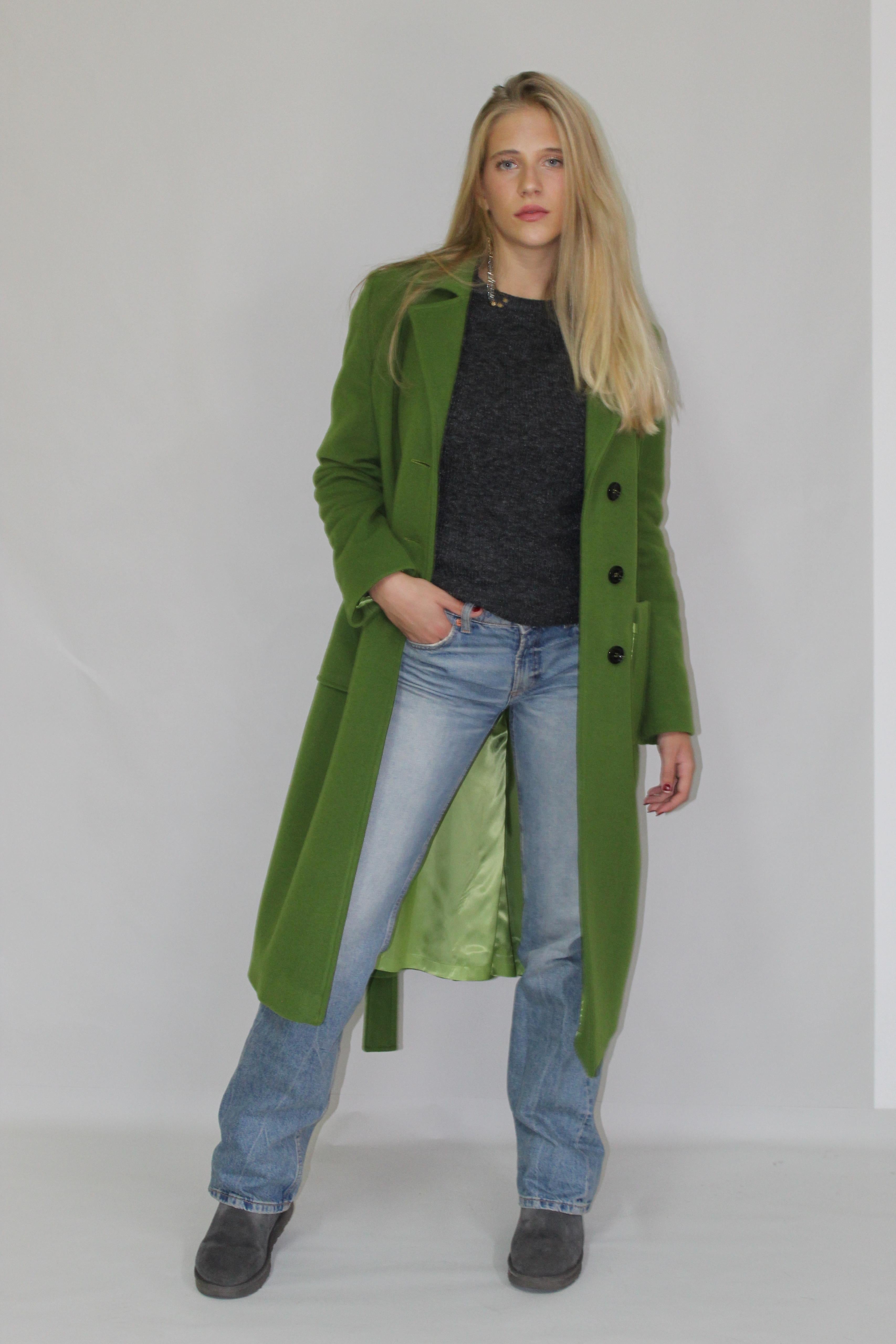 Mid Length Coat With Big Side Pocket Detail