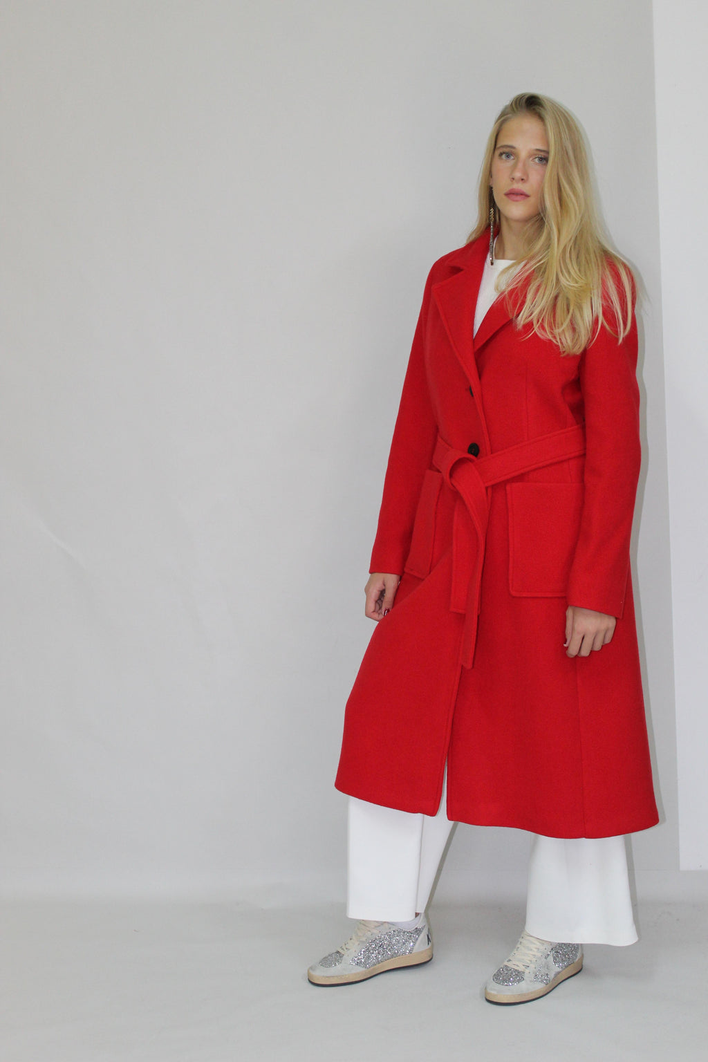 Mid Length Coat With Big Side Pocket Detail