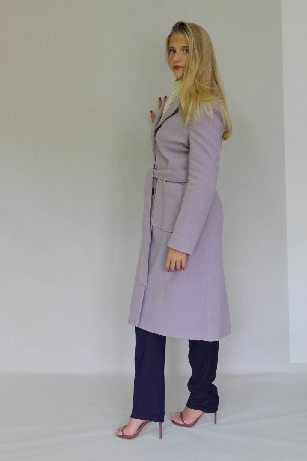 Mid Length Coat With Big Side Pocket Detail
