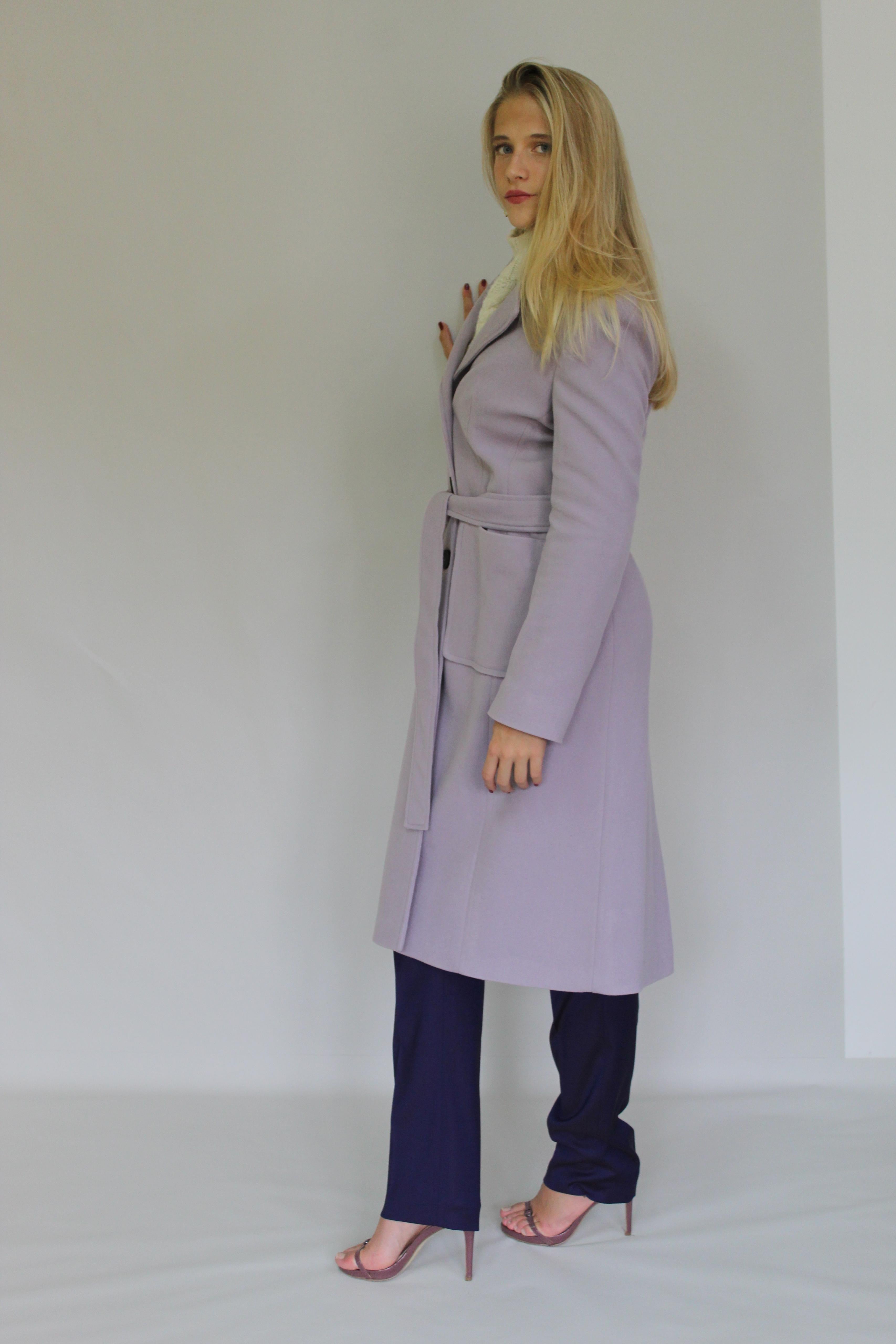 Mid Length Coat With Big Side Pocket Detail